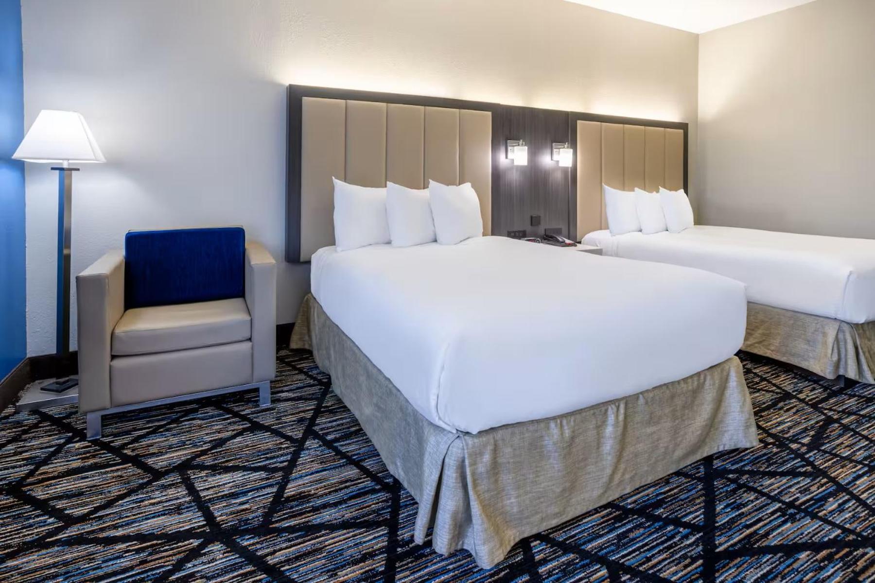 Baymont By Wyndham Lavergne La Vergne Exterior foto